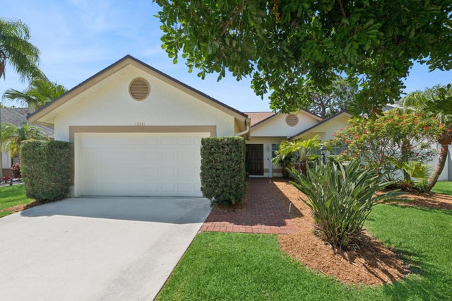 2 of 24 - 12861 Meadowbend Dr, Wellington, FL