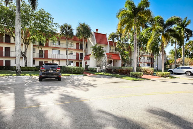 2 of 24 - 4411 Trevi Court #303, Lake Worth, FL