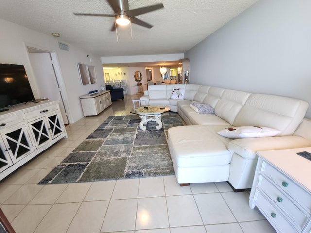 4 of 55 - 3120 N A1a #1004, Hutchinson Island, FL