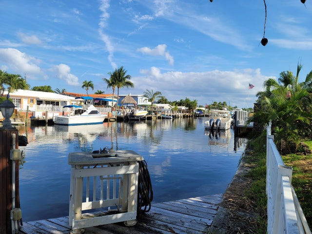 1 of 38 - 370 Se 14th Ave Avenue, Pompano Beach, FL