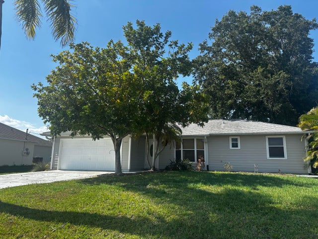 1 of 17 - 1433 Sw San Esteban Av, Port Saint Lucie, FL