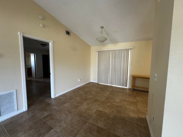 4 of 17 - 1433 Sw San Esteban Av, Port Saint Lucie, FL