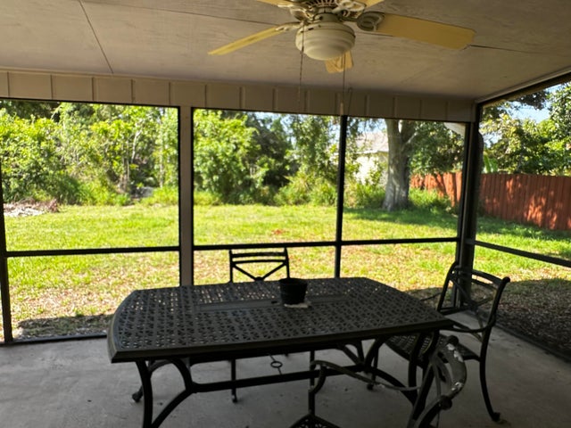 5 of 17 - 1433 Sw San Esteban Av, Port Saint Lucie, FL