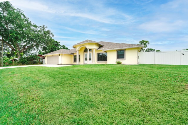 3 of 40 - 1601 Sw California Boulevard, Port Saint Lucie, FL