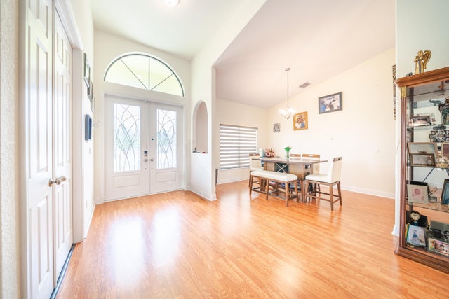 5 of 40 - 1601 Sw California Boulevard, Port Saint Lucie, FL
