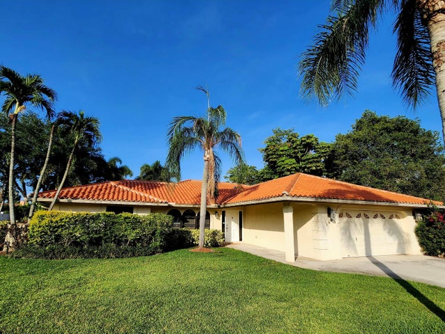 1 of 21 - 1852 Wisteria Street, Wellington, FL