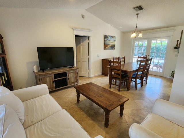3 of 21 - 1852 Wisteria Street, Wellington, FL