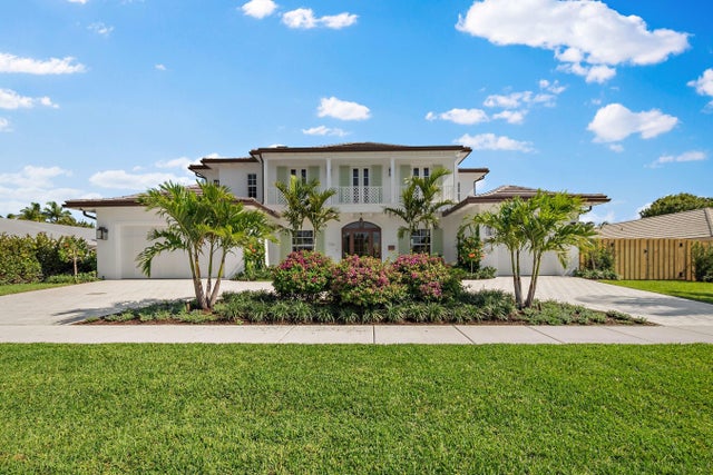 1 of 32 - 556 Greenway Drive, North Palm Beach, FL