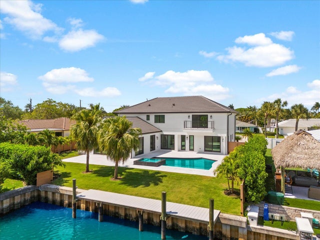 1 of 43 - 8 Leeward Circle, Tequesta, FL