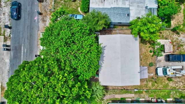 4 of 14 - 134 Sw 10th Av, Delray Beach, FL