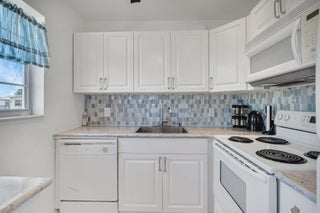 Photo of Listing #RX-11091940