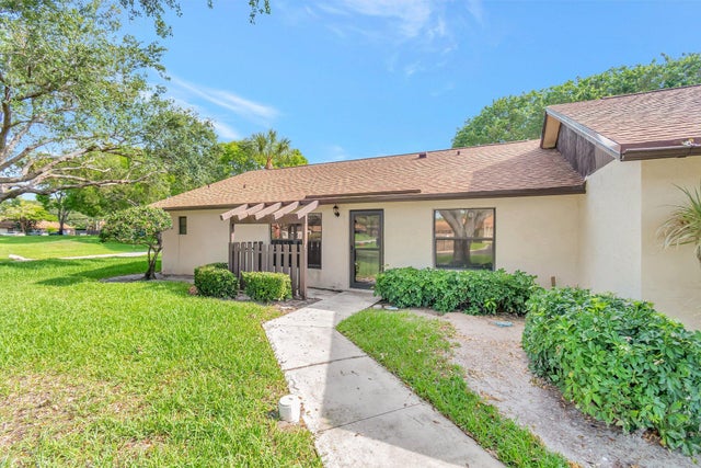 1 of 31 - 49 Via De Casas Norte, Boynton Beach, FL