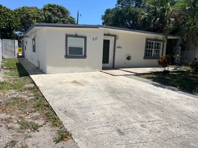1 of 15 - 711 Fernwood Drive, West Palm Beach, FL