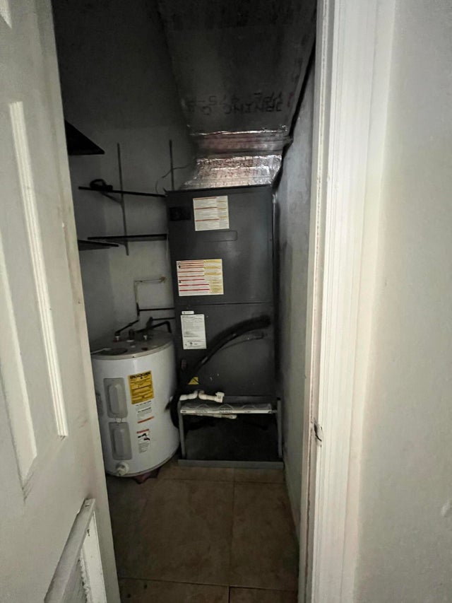 5 of 15 - 711 Fernwood Drive, West Palm Beach, FL