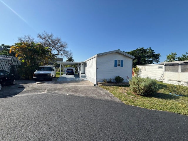 2 of 33 - 5381 Sw 35th Street, Davie, FL