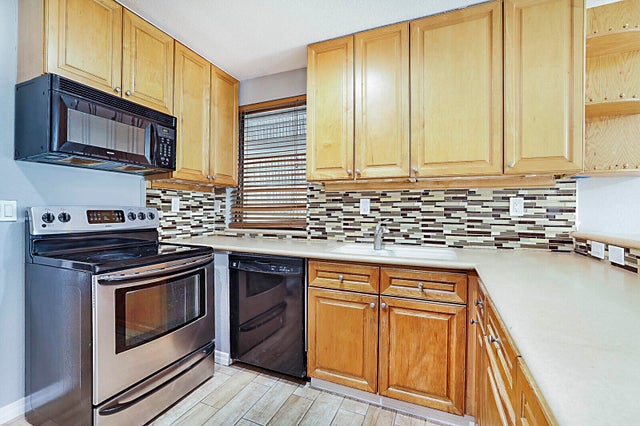 4 of 34 - 4919 Carver Street, Lake Worth, FL