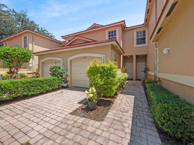 2 of 17 - 4167 Crystal Lake Drive, Deerfield Beach, FL