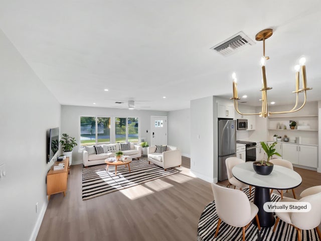 2 of 32 - 417 Philadelphia Dr, Jupiter, FL