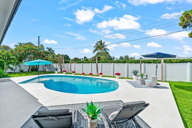 1 of 72 - 812 Chapel Hill Blvd, Boynton Beach, FL