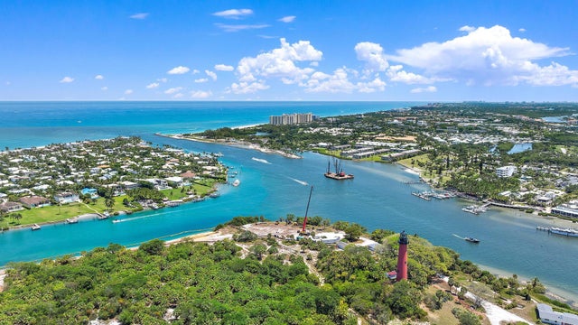 4 of 51 - 350 Beach Rd #503, Tequesta, FL