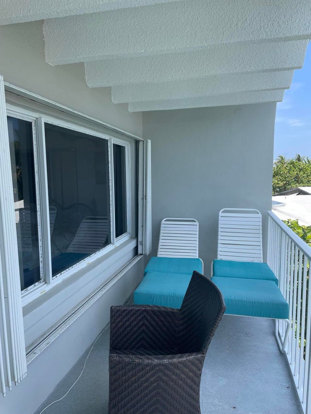 5 of 17 - 3500 S Ocean Blvd #410, South Palm Beach, FL