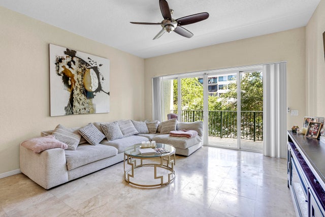1 of 22 - 1640 Presidential 307 Way #307, West Palm Beach, FL