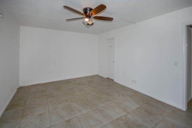 4 of 28 - 134 Southampton #b, West Palm Beach, FL