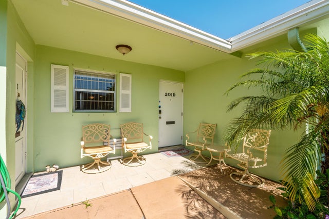 2 of 24 - 201 Bayview Av #d, Boynton Beach, FL
