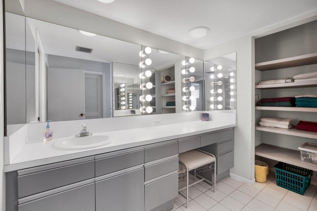 4 of 60 - 805 Bridgewood Place, Boca Raton, FL