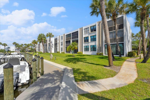 4 of 30 - 1950 Sw Palm City Road #6-202, Stuart, FL