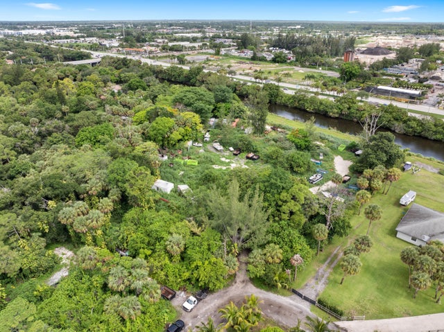 2 of 13 - 69 Armadillo Wy, West Palm Beach, FL