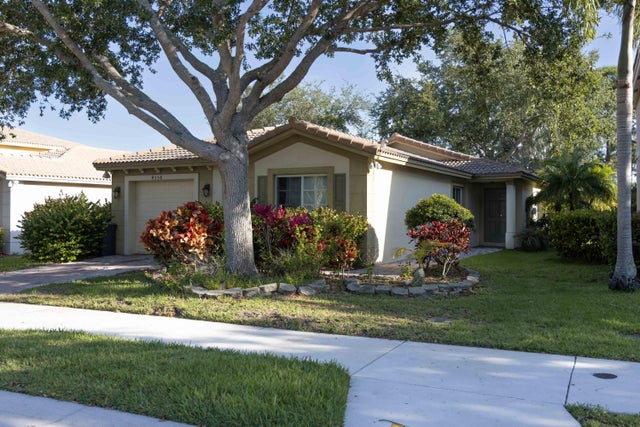 1 of 19 - 4358 Se Graham Drive, Stuart, FL