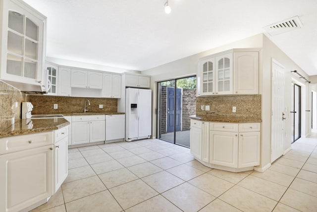 5 of 26 - 707 7th Ter, Palm Beach Gardens, FL