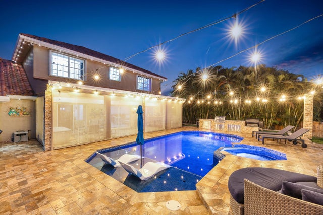 3 of 75 - 121 Ne Naranja Avenue, Port Saint Lucie, FL