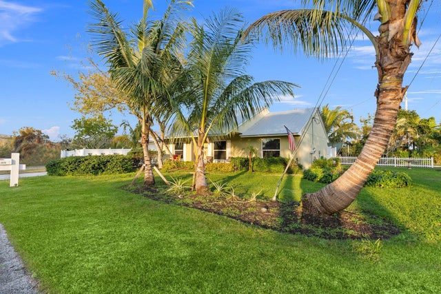 1 of 46 - 2070 Ne Arch St, Jensen Beach, FL