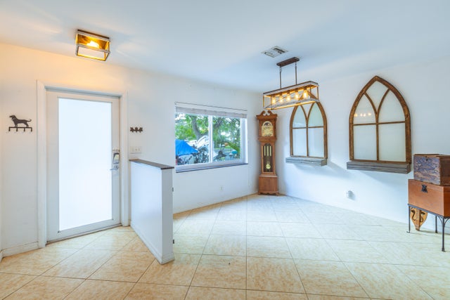 4 of 30 - 106 Ne 13th Av, Pompano Beach, FL