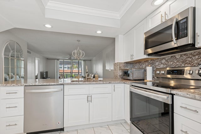 1 of 24 - 911 Gardenia Drive #252, Delray Beach, FL