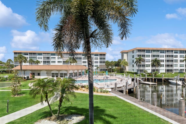2 of 24 - 911 Gardenia Drive #252, Delray Beach, FL