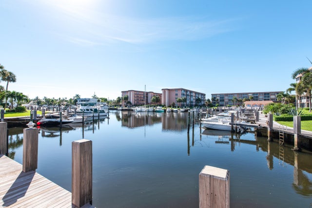 3 of 24 - 911 Gardenia Drive #252, Delray Beach, FL