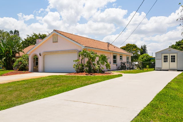 4 of 33 - 3034 Se Dalhart Road, Port Saint Lucie, FL