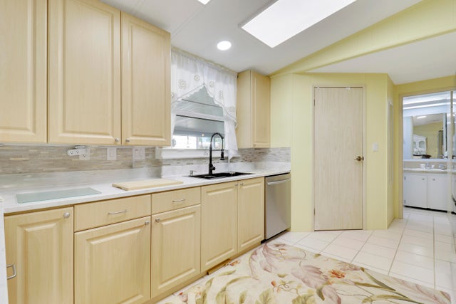 2 of 24 - 7850 Se Shenandoah Drive, Hobe Sound, FL