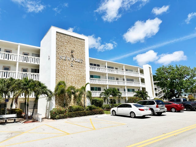 1 of 26 - 3097 Newport S #3097, Deerfield Beach, FL