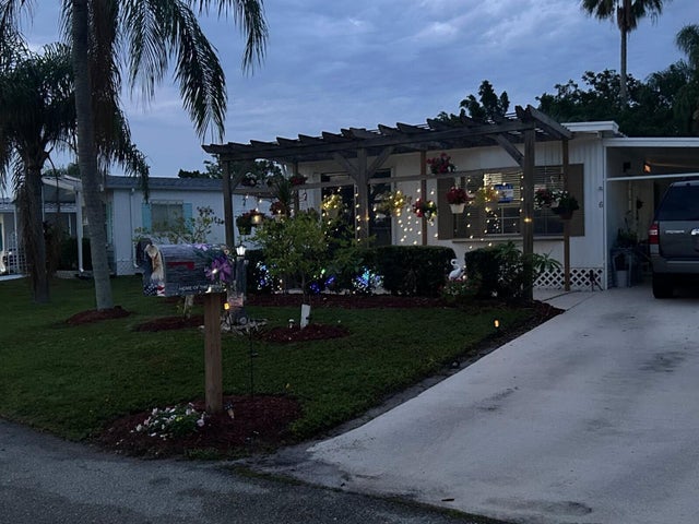 2 of 33 - 6 Don Quixote Lane, Port Saint Lucie, FL