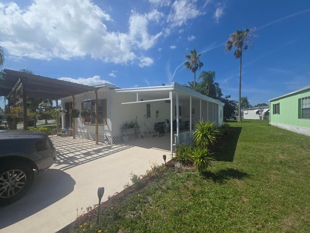 4 of 33 - 6 Don Quixote Lane, Port Saint Lucie, FL