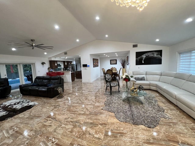 5 of 45 - 10278 Crosswind Rd, Boca Raton, FL