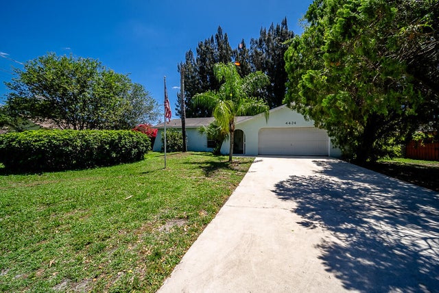 4 of 28 - 4424 Regency Drive, Lake Worth, FL