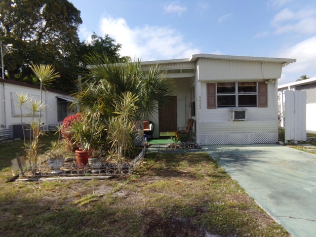 1 of 24 - 4022 S 88th Place S, Boynton Beach, FL