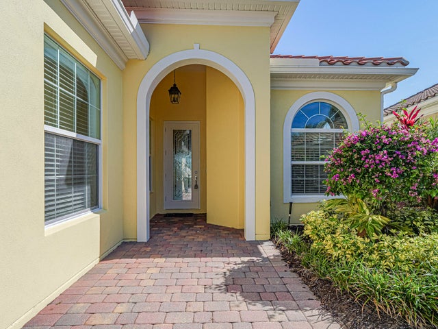 5151 Formosa Circle, Vero Beach
