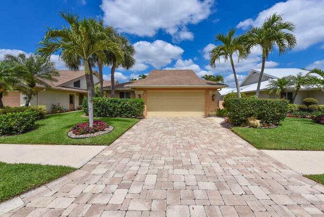 2 of 37 - 150 Beach Summit Court, Jupiter, FL