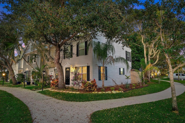 1 of 33 - 301 Georgian Park Drive, Jupiter, FL